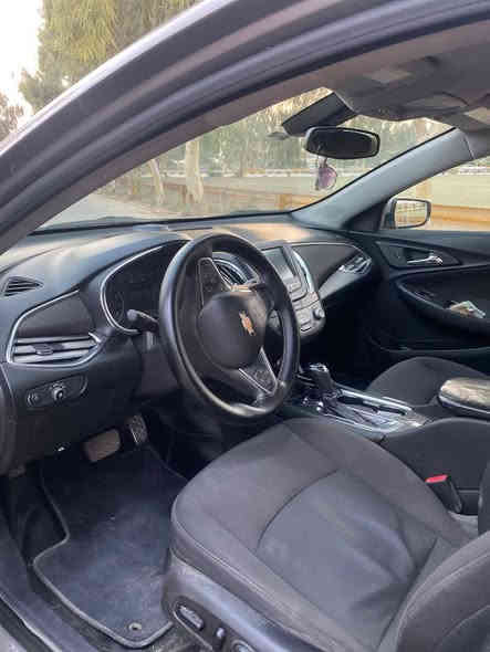 ماليبو ٢٠١٧للبيع قطعتين صبغ كير مكينة مكفولسنوية رقم جديد باسمي السيارة صور ا سعر ١١٠٠سونار مرفق ماشي ١٣٠ حقيقي للاتصال ***********
