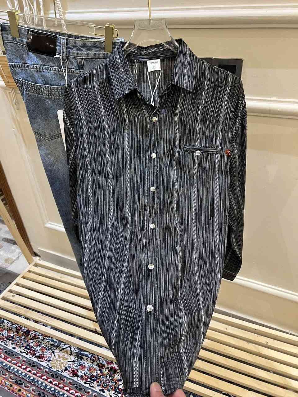 ازياء امير عزيز 
واسط العزيزية شارع الخليج قرب مول البارون 
القميص 
L-xl-2xl-3xl-4xl
البطرون xt
M-l-xl-xxl-xxxl-4xl


**إذا كنت صاحب هذا الإعلان وتريد حذفه لأي سبب، رجاءا أرسل رسالة إلى الدعم الفني**