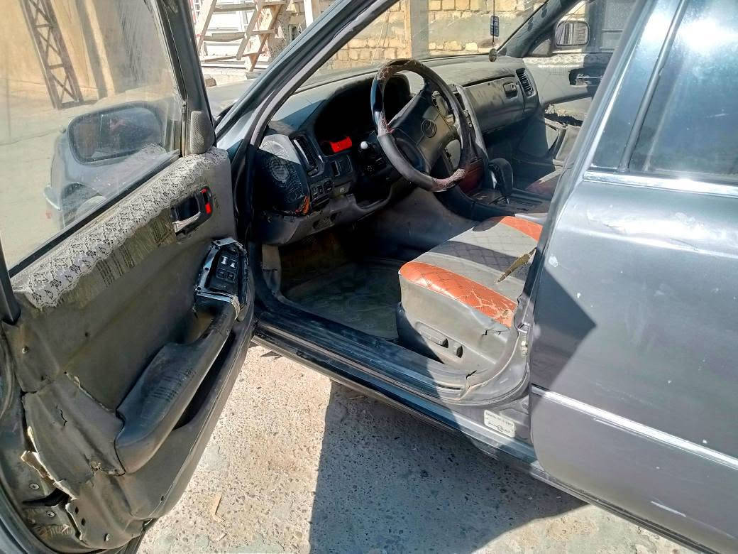 السلام عليكم من رخصه الادمن سيارة تيوتا كراون موديل 96 سيارة جاهزه تخم تاير حداديه جديده تبريد ثلج مكينه وكير كفاله السعر 35 وبيها مجال بيع او مراوس الرقم ***********
