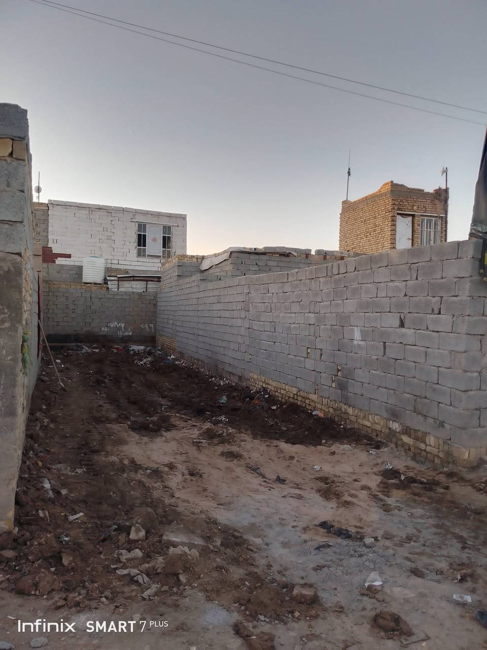 قطعه للبيع بلبيكات بالشطره 100 متر***********

