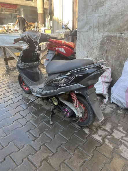 للبيع ماكس عدله كفاله عامه نازله قبل ٣ اشهر كله كامل متوازي علبيع نص نكره كله اصلي مابيها برغي تجاري سعرها ٥٥٠ قفل ❤️*********** مكاني زيونه
