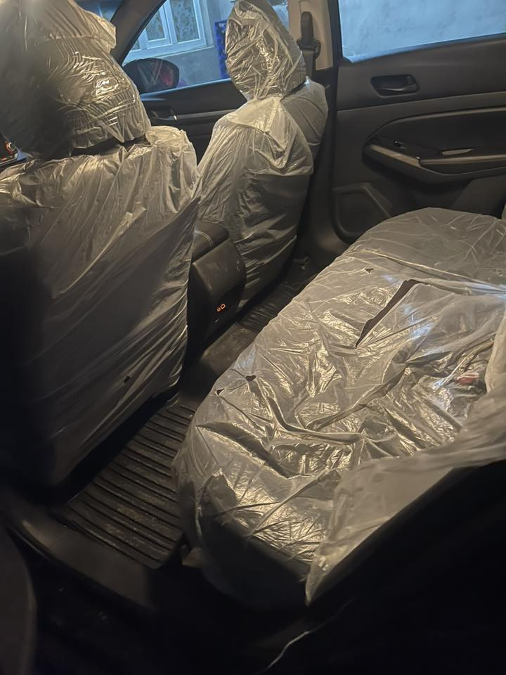 لون اسود 
رقم سليمانيه
سياره معروفه 
فئه sv
رادار تحمكات مقود جهتين كامرا حساسات  
كرسي سايق كهرباء
تدفىه تبريد  ١/١
شاشه 
سياره ماشيه ٣٦ اخت الزيرو
 بيها ثلاث قطع صبغ 
السونار موجود 
مكان السياره بعقوبه
بيع فقط 
السعر ١٥٩ بيها مجال 
اتصل وتدلل
***********
