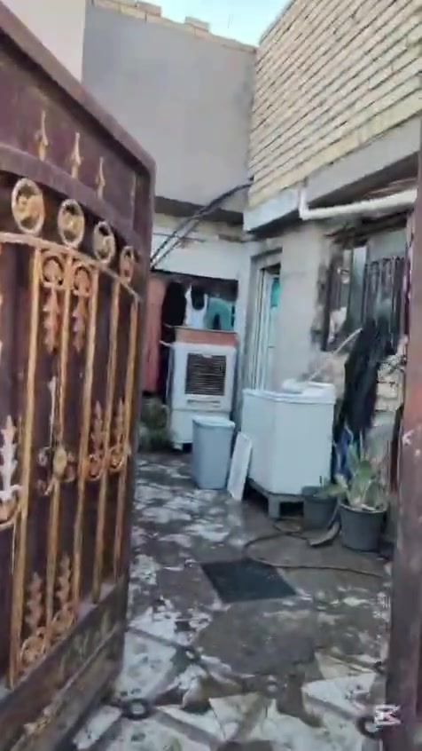 لبيع مشتمل مساحة 100متر الوجهه5 والنزال 20حي الجهاد بل 95قريب علئ مدرسه العباس السعر125
***********
