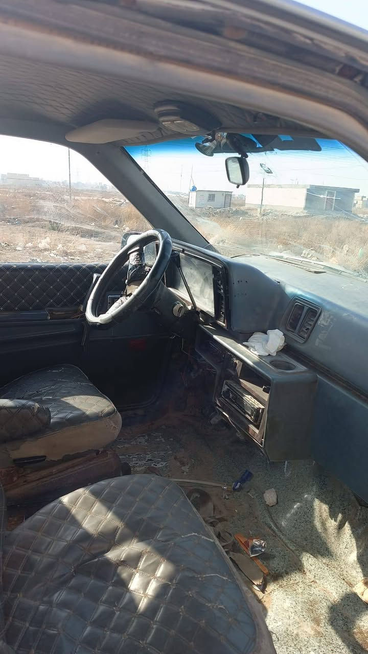 السلام عليكم كلايزر للبيع 94 محرك وكير كامري ابو الجف مال قاصرين السعر 20 وبيه مجال مكانه الشعب 
***********
