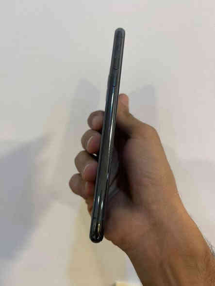 للبيع 
ايفون 11 برو ماكس

iphone 11  PRO MAX

بدون ملحقات 

مواصفات:

شرق اوسط/ نموذج M J/A

ذاكرة   :256

بطاريه :84

لون     : رصاصي 

الجهاز بلاد ممبدل ولا قطعه نضافة 90% فيس ايدي  شغال

======================

السعر بالعراقي :400 الف وبي مجال بسيط حك الجيه

======================

العنوان / الدورة البوعيثه 

رقمي :***********
