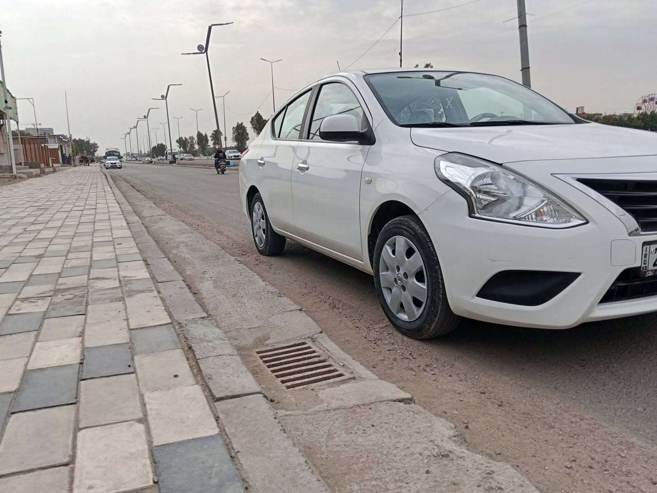 صني هندي مديل 23 كفاله ما عدا بارد بلجاملغ الخلفي رقم اربيل انكليزي بسم شركه ماشيه41 مكان نجف جديده كلش سعرها 117او بيها مجال قليل ***********
