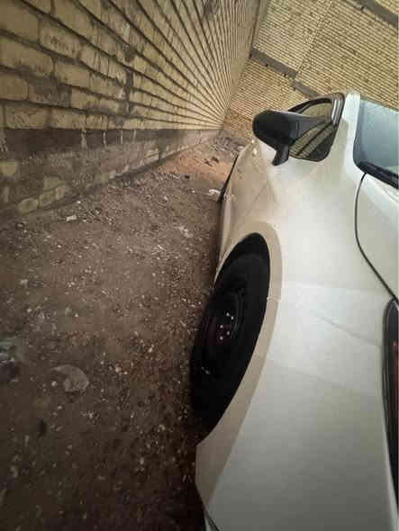 كورلا  للبيع والمراوس باقل منه موديل 2020 مواصفات le كير محرك صدر تخم تاير تبريد كله مكفول  حادثه مرفقه الصور وجاهزه مكان بالغزاليه والرقم *********** بغداد
