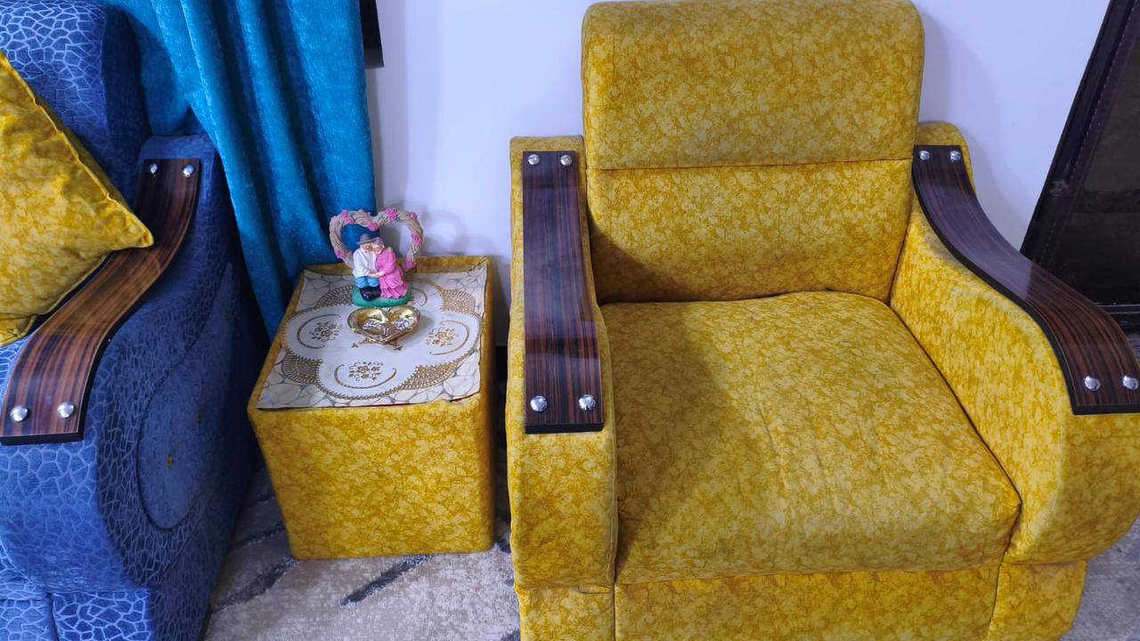 ٣٠٠ الف مكاني ابوالخصيب ***********
