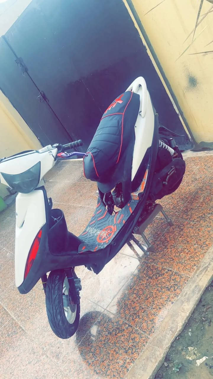 السلام عليكم شباب ماكس عدله للبيع كامل مكمل ناقصه بس سلف و دشبول دراجه مابيه اჂ̤ شي كهربائياته كله كامل من اشاير و من بكلايت و من ضفيره من كلشي وسعره كلش مناسب ل تواصل راسلني على هاذ رقم ***********
