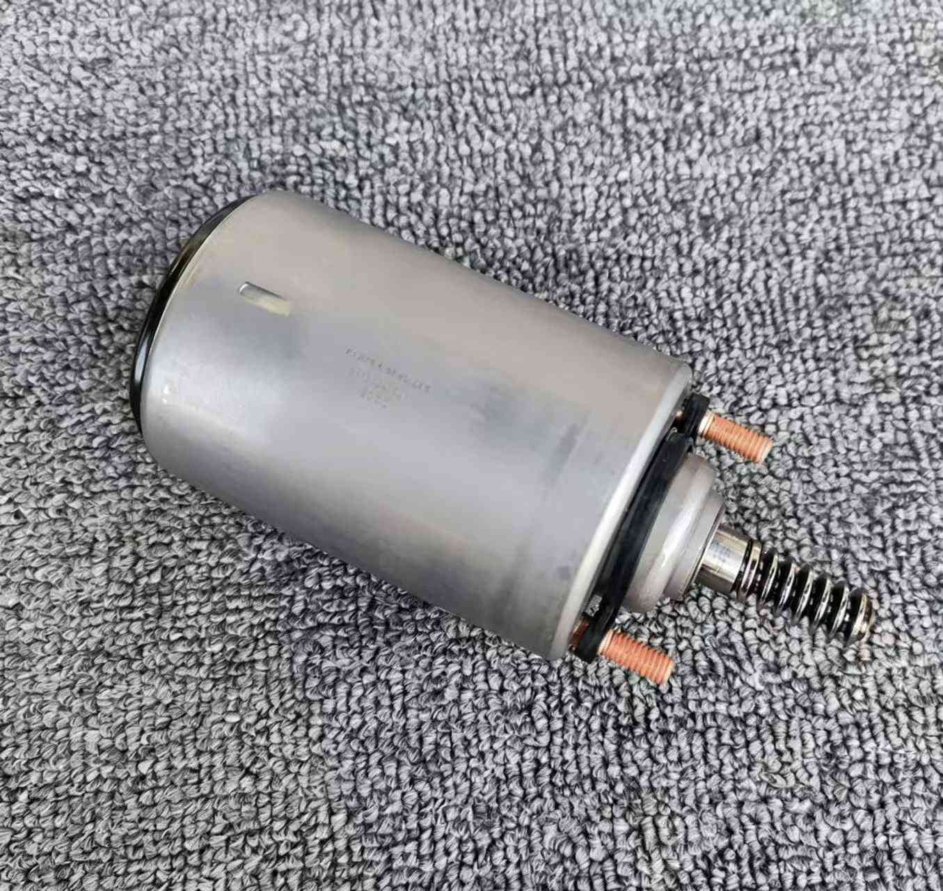 #OE11657638783
#Turbocharger Wastegate #Actuator Compatible with #BMW F22 F23 F32 F10 E84 F25 F26 F15 E89, 228i 320i 328i 428i 528i X1 X3 X4 X5 Z4, N20 N26 2.0L L4
#oE11377603979 
Exentric Shaft Valve Actuator, Replacement for BMW 135I 228I 320I 328I 335I 428I 435I X1 X2 X3 X4 X5 X6 Z4 M3 2010-2019
#oE11377548390 Variable Valve Timing Eccentric Shaft Actuator Servo Motor 11370415362 Compatible with 6.7L BMW E65 E66 E67 760i
#oE11377548388 Eccentric Shaft Actuator  for BMW 128i 328i 528i 530i X3 X5 Z4
#OE11377548387 Eccentric Shaft Valvetronic Motor for BMW N42 N46 N46
#OE11377533905 Variable Valve Timing Eccentric Shaft Actuator Valvetronic Servo Motor Compatible with Mini R56 R55 R57 R60 R58 R61 R59 Cooper Citroën C3 C4 C5 DS3 Peugeot 1.6L


**إذا كنت صاحب هذا الإعلان وتريد حذفه لأي سبب، رجاءا أرسل رسالة إلى الدعم الفني**