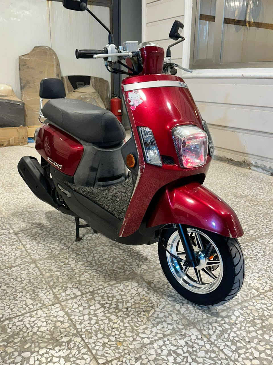 السلام عليكم
بوليس مصطره للبيع مال رمبه الدراجه
احله من إلي بصور تجي تفحص وجيب وياك عشر 
فيتريه عنواني بغداد البلديات رقم *********** 
متواجد بس عله هذا الرقم السعر مليون و150
