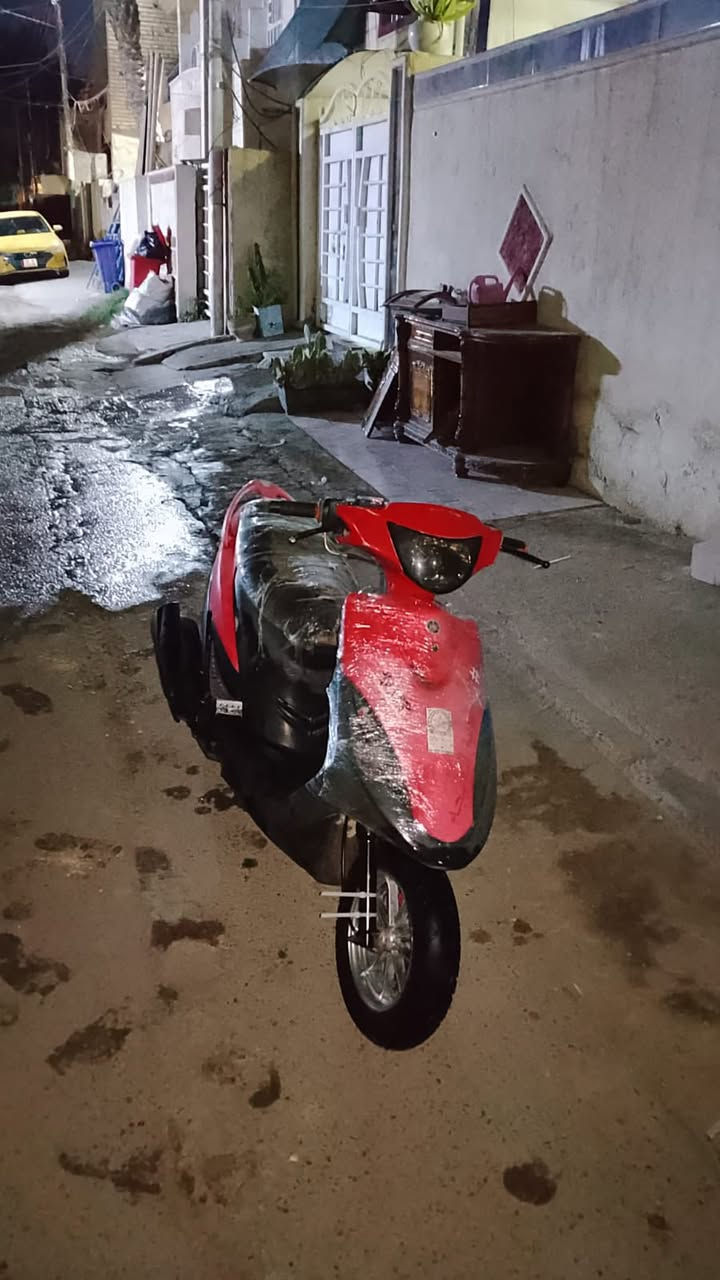 سلام عليكم دراجه ماكس عدله للبيع مكينه ممفتوحه جيب الف فيتر وياك وفحص اذا مفتوحه كهربائيات كله شغاله اشاير بكلايت كلوب امامي كله شغال مناقصها ايشي شوكت متريد نكره سلف دراجه خير من الله السعر650مكاني بغداد البياع رقمي. ***********
