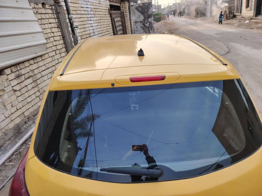 السلام عليكم نيسان فيرسا 2008 صفره للبيع تبريدهه ميشتغل   ما بيهه شي مرتبه اريده 16 ورقه 
 راعيهه موجود رقمهه احمر قديم  للاستفسار اتصال واتساب *********** النجف, العراق
