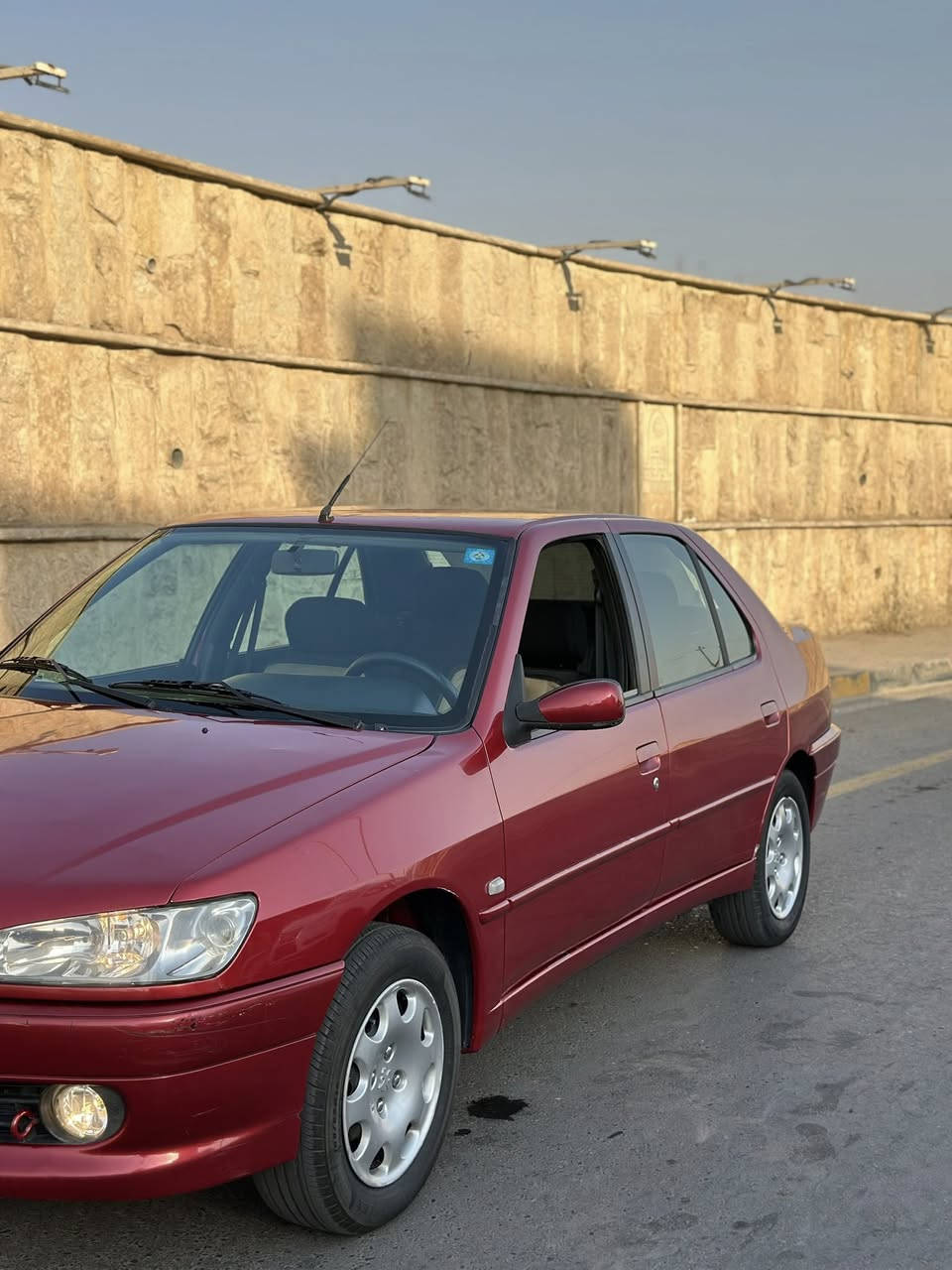 السلام عليكم
بيجو 306 
رقم نينوى جديد 
هزه جديد 
فحص جديد 
ماشيه ١٧٠ الف كيلو 
شرط التحويل 
.
السياره بدون قطره صبغ بدون بارد شرط الفحص على وضع الشركه 
.
كير عادي 
كير مكينه شرط 
تبريد ثلج 
كهربائيات شرط 
وايرمنيه شرط 
جاهزه من كل النواحي 
.
الموقع الموصل حي نركال 
لمعرفه السعر الاتصال على الرقم 
***********
