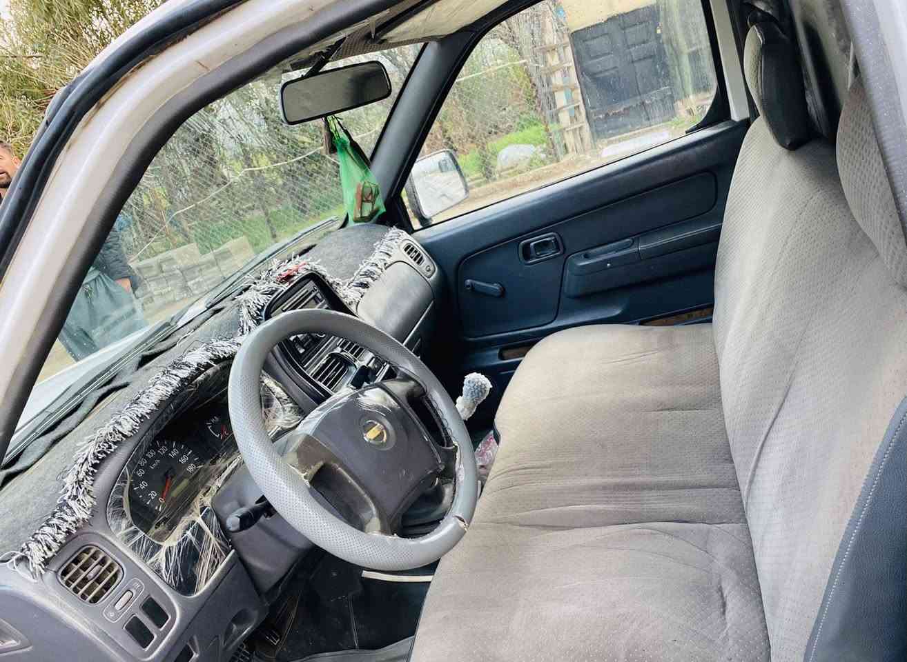 پیکاب نیسان 2002 تەبریت ئاڕم پلاستیک هەولێر تەحویل عەسڵ ‌ کامل پەمپە شان وسەقفی بەشەرت چواڕ تایەیی تازەی دەنلوبی لەژێرە سیعری 68 گەڵاو مەجال شوێن شارەزوور ***********
