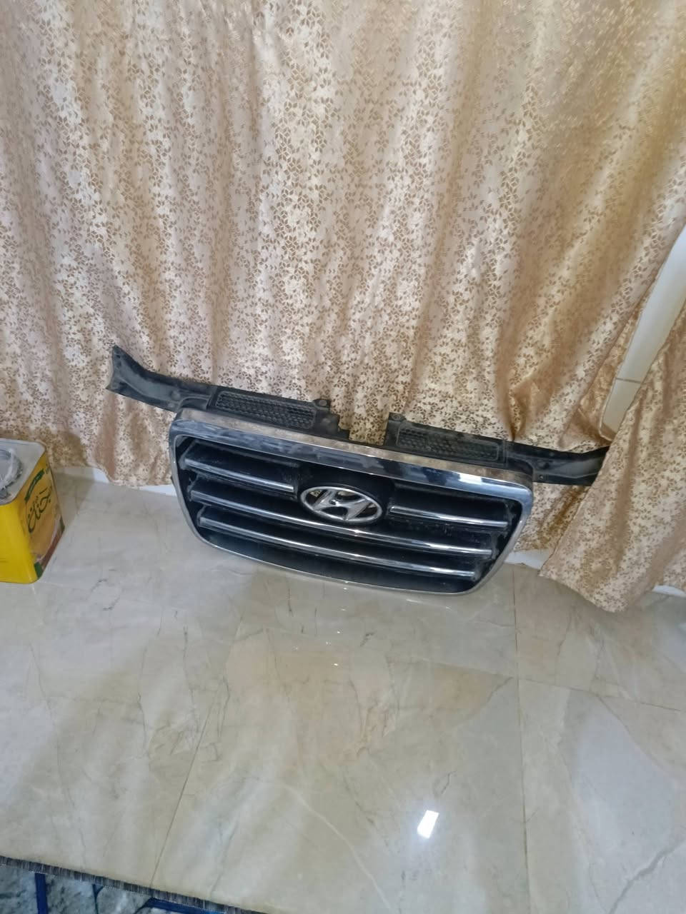 تخم بك لايت حاويه وشباك ستاركس 2007 حاويه جدد سعرهن كلهن 100 ألف مكاني قضاء الطارميه
رقم الهاتف ***********   ‏‪***********‬‏
