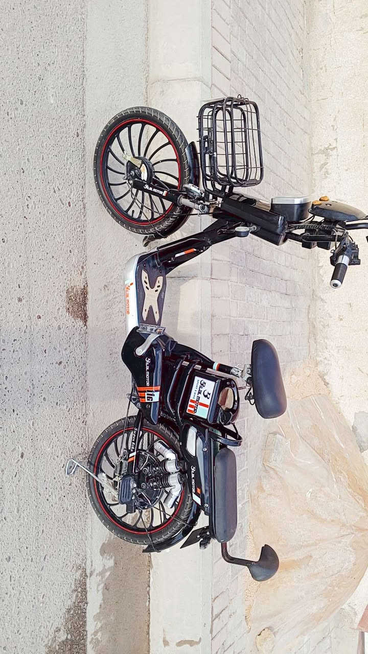 دراجه شحن للبيع اللي يحب يجي خاص


**إذا كنت صاحب هذا الإعلان وتريد حذفه لأي سبب، رجاءا أرسل رسالة إلى الدعم الفني**