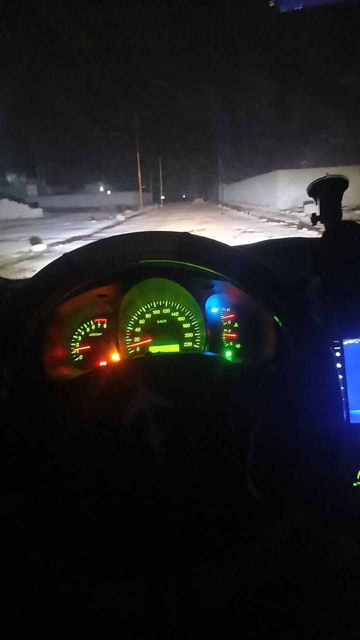 كيه سبكتره مديل٢٠٠٨ كير محرك خير من الله بيه ٣قطع تبريد بس كمبريسر تدفئه
داخل نضيف لستفسار على هاذا الرقم ***********
