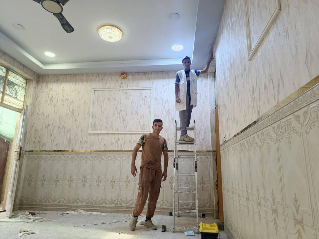 السلام عليكم
اعمالي ورق جدران 
نقش بارز
سعر متر مربع كرسته وعمل 6الاف
نسبه جلد عاليه
مانع ال حشرات و بكتيريا
ظمآن 5سنوات 
قابل الغسل 
اي استفسار اتصل وتدلل علينا يوجد واتساب 

***********
