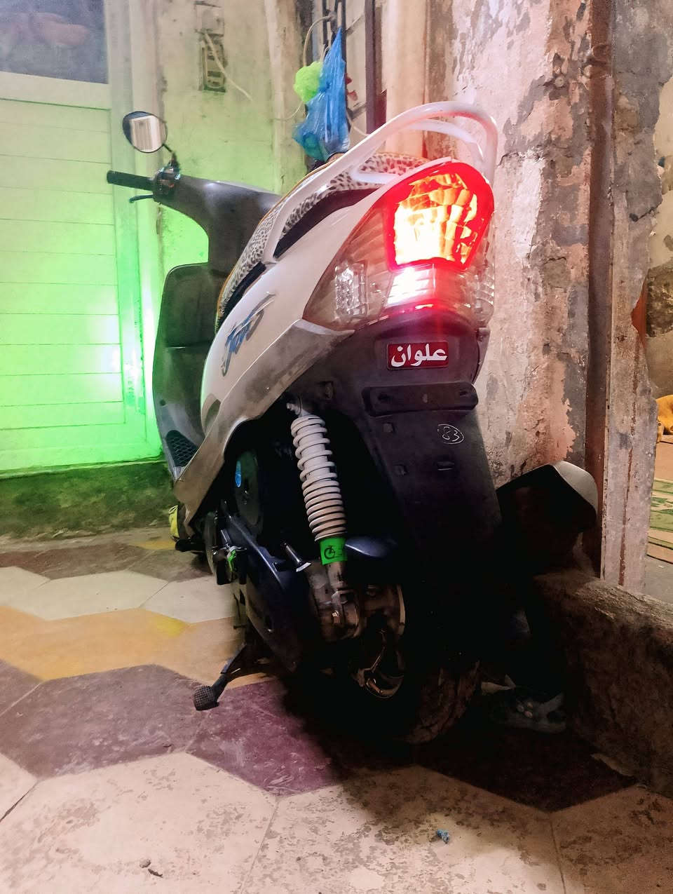 دراجه ماكس منغولي كله شغاله سلف هندر ما مفتوحه الدراجه مال جناي ما عوزه كلشي ناعمه حلوه السعر 800بيه مجال قليل للشراي المكان دوانيه الرقم الدراجه تخبل ناعمه فول شلعه معدل ***********
