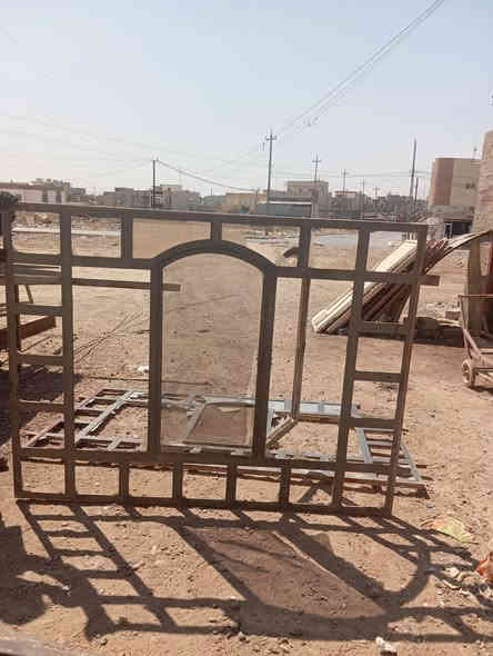 باب حوش للبيع ادريج للبيع شباك بلاستك  للبيع شباك حديت للبيع تغات للبيع  //***********//***********///
