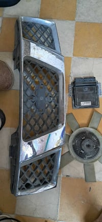 غراض نيفارا للبيع عقل وكلج مروحه وشباك 07703435719 مكاني بغداد