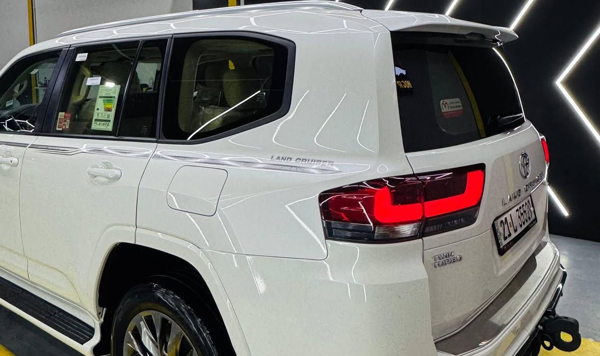 لاندكروز موديل (2023) توين توربو سياره زيرو شريكه جيهان باب اولا سياره مواصفات (GXR) ماشيه 51 كم حقيقي سياره (3) شاشات (6) سلندر توين توربو  مكفول كفاله عامه دعاميه لي دعاميه مكفول بدون صبغ بدون بارد بدون شخط مكفوله كلشي شرت علي وزع شريكه  سياره گير محرك بشرت مامفتوح كل بشرت  + 2 بصمه موجود 4 اطارات و ويل جديد شريكه سياره داخل بيجي كوشنات جلد كامل غراضات موجود (2) بصمه موجود
مواصفات سياره 
كوشنات جلد 
شغال عن بعد
كاميرا 
كوشنات تدفيه
3شاشات  
وايرليس شحن
نيظام eco 
سلايت 
النزلاق 
ثلاجه 
زينون 
حساسيه الديك المؤخره مرايات 
سنويه هزه كل جديد مباشر حول
نظافه 100 كامل سيرڤس بدون نقص و

رقم صاحب السيارة 
***********
