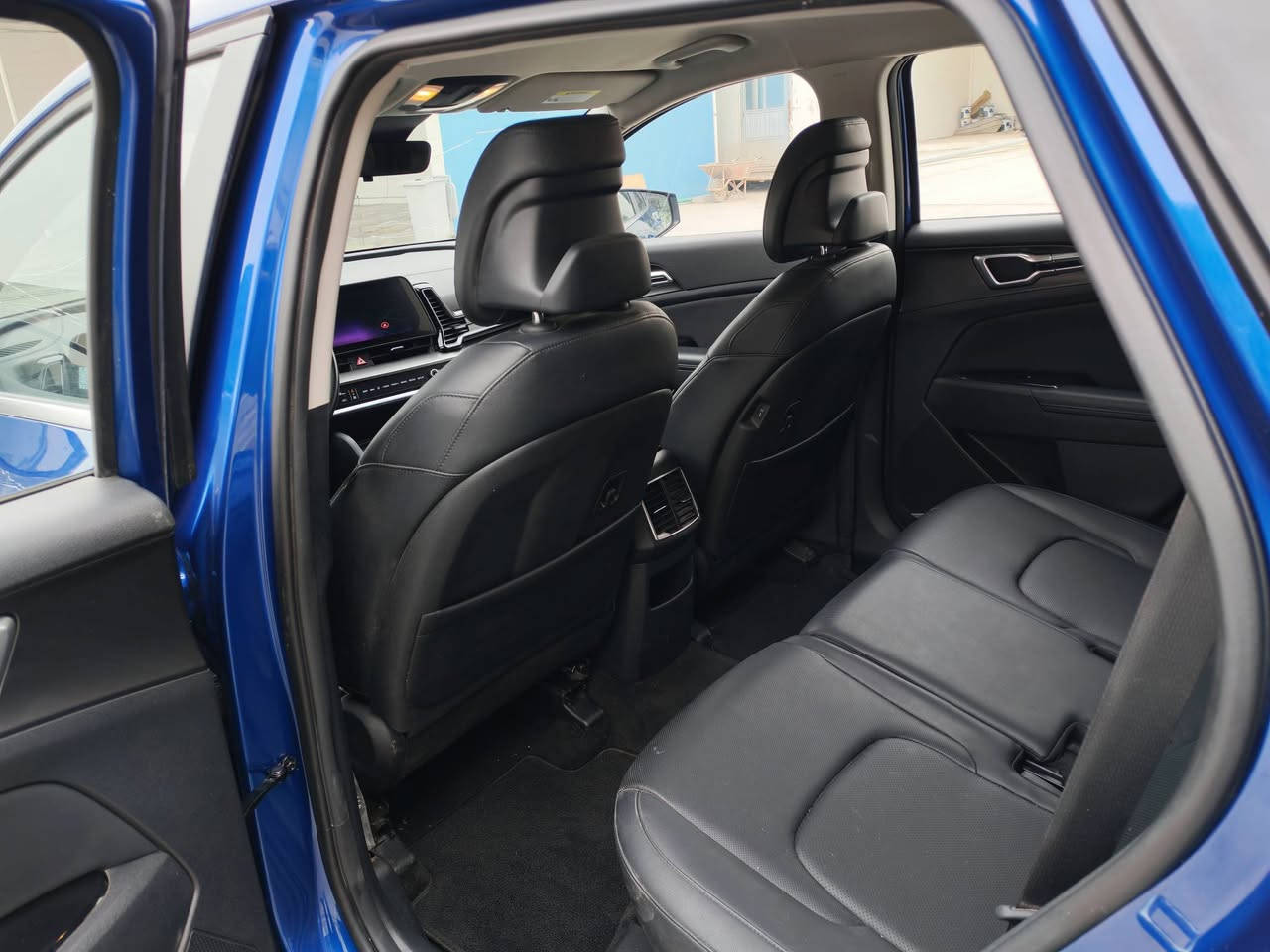 سبورتج 2023 وارد أمريكي باسمي ماشية 25 ميل حادث دعامية امامية وقطع تم تصليحها على البارد وتكحيلها ليبل واحد بدون صبغ وتبديل بصمة تشغيل عن بعد  كشنات جلد كهربائية سايد بريك دكمة كشنات تدفئة شاشة حساسات كامرة دوارة رادار مانع للانزلاق والانحدار السعر 190 ،$ بغداد حي البنوك ه‍/***********
