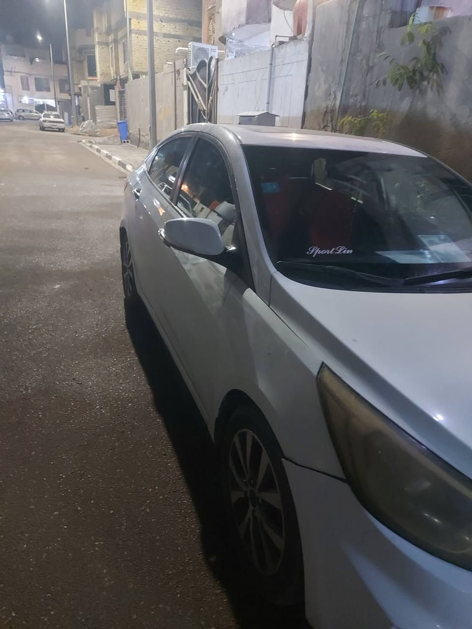 سلام عليكم أكسنت خليجي مديل ١٦ بيها جاملغ كدام جهت سايق وجاملغ لوره علا كد شبر بارد مكان بصره طوبه ونخيله سعر ٨٣ وبيها مجال قليل للستفسار***********
