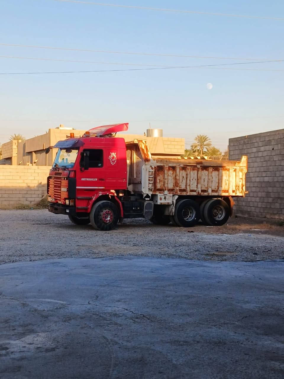 سكانيا143 محرك شرط گير 5×5 شرط اكسل شرط سنگل چوبلس تخم تاير جديد سنويه جديد 2030 رقم اجنبي سياره من جوا الشغل تاخذها عنوان موصل الاصلاح الزراعي
للأستفسار ‏ ‏‪0773 830 1042‬‏ مكلف بل نشر
