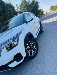 كيا سلتوس موديل ٢٣ خليجي سياره  أم ضمان الدولي للسياره مكينه دوش  فول ...