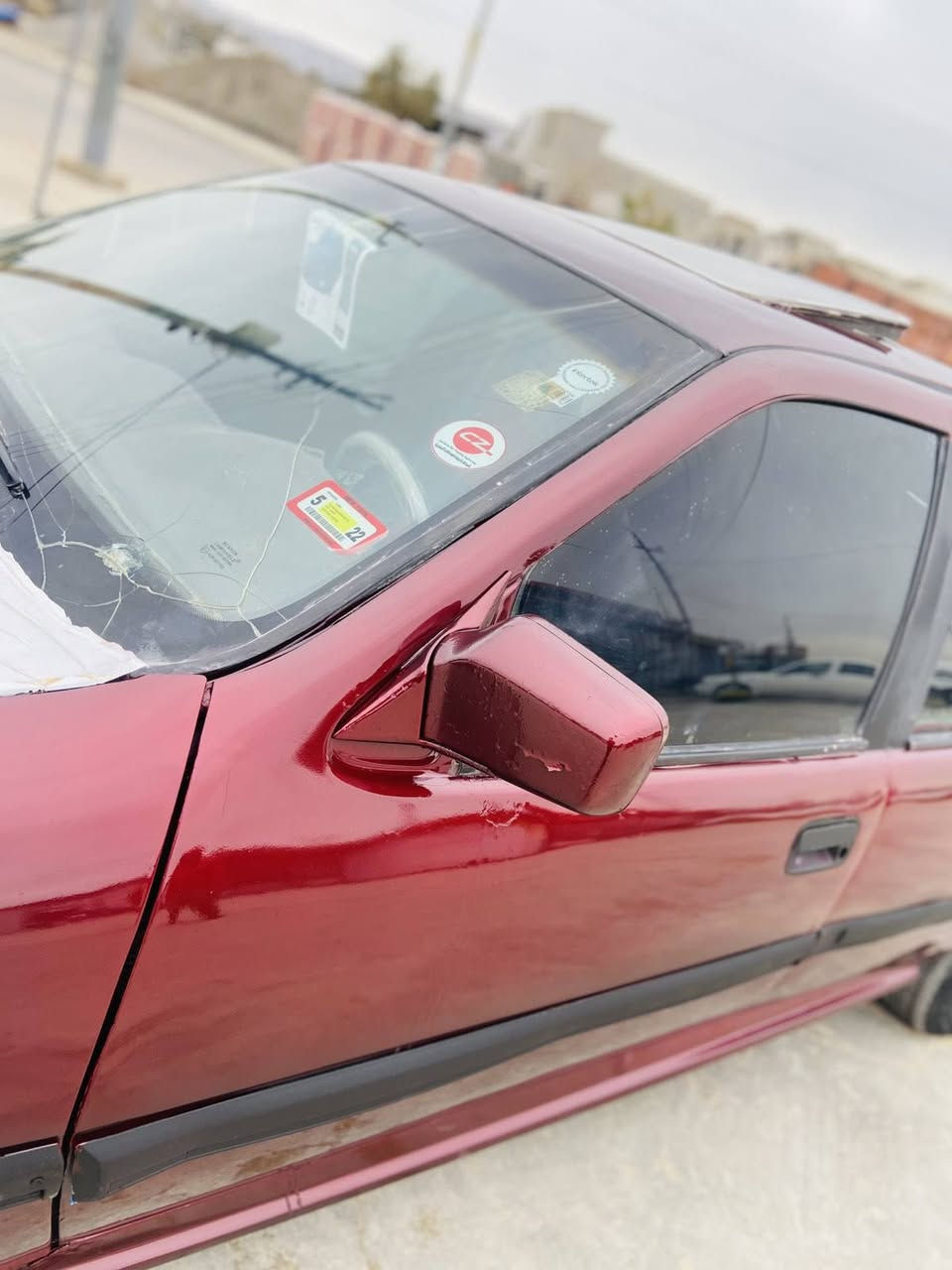 ئۆپڵ ڤیکتڕا ئاڕم پلاستیکی سولێمانی مۆدێل ۱۹۹۰ سڵایت مەکینە ۲۰ گێڕو مەکینە بەشەرت تەقەو ڕەقەی بەشەرت مووس و بڕاوەی بەشەرت پشتی دەعمی هەیە پێشی کەپسە کارەبایی بەشەرت دووجام کارەبایە سعری ۱٤ وەرەقەو کەمێک مەجال شوێن کۆیە *********** كويسينجاك, أربيل
