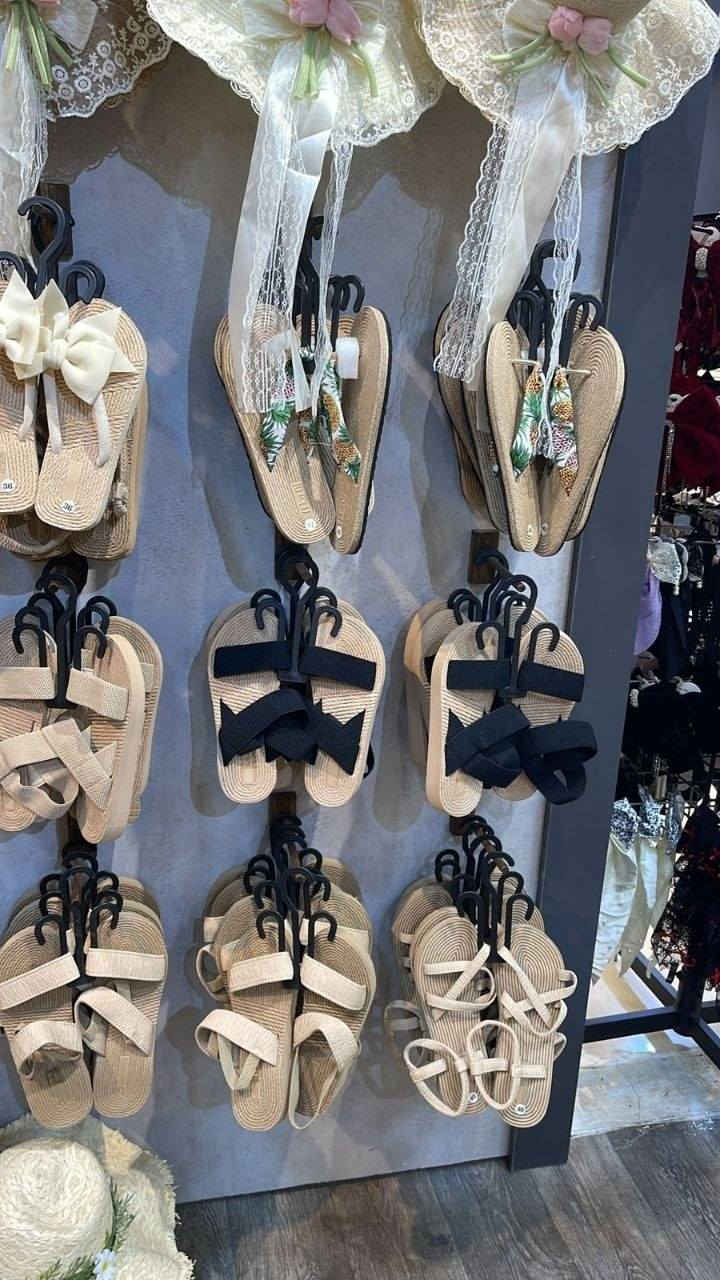 اخر 3 درزن  
سعر الدرزن 80
مشكل الدرزن


**إذا كنت صاحب هذا الإعلان وتريد حذفه لأي سبب، رجاءا أرسل رسالة إلى الدعم الفني**