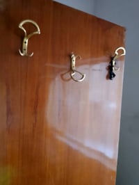 غرفه نوم ام الخمسه بيبان بدون ملحق  صاج عراقي مفصخه نضيفه من الصدعه  و...