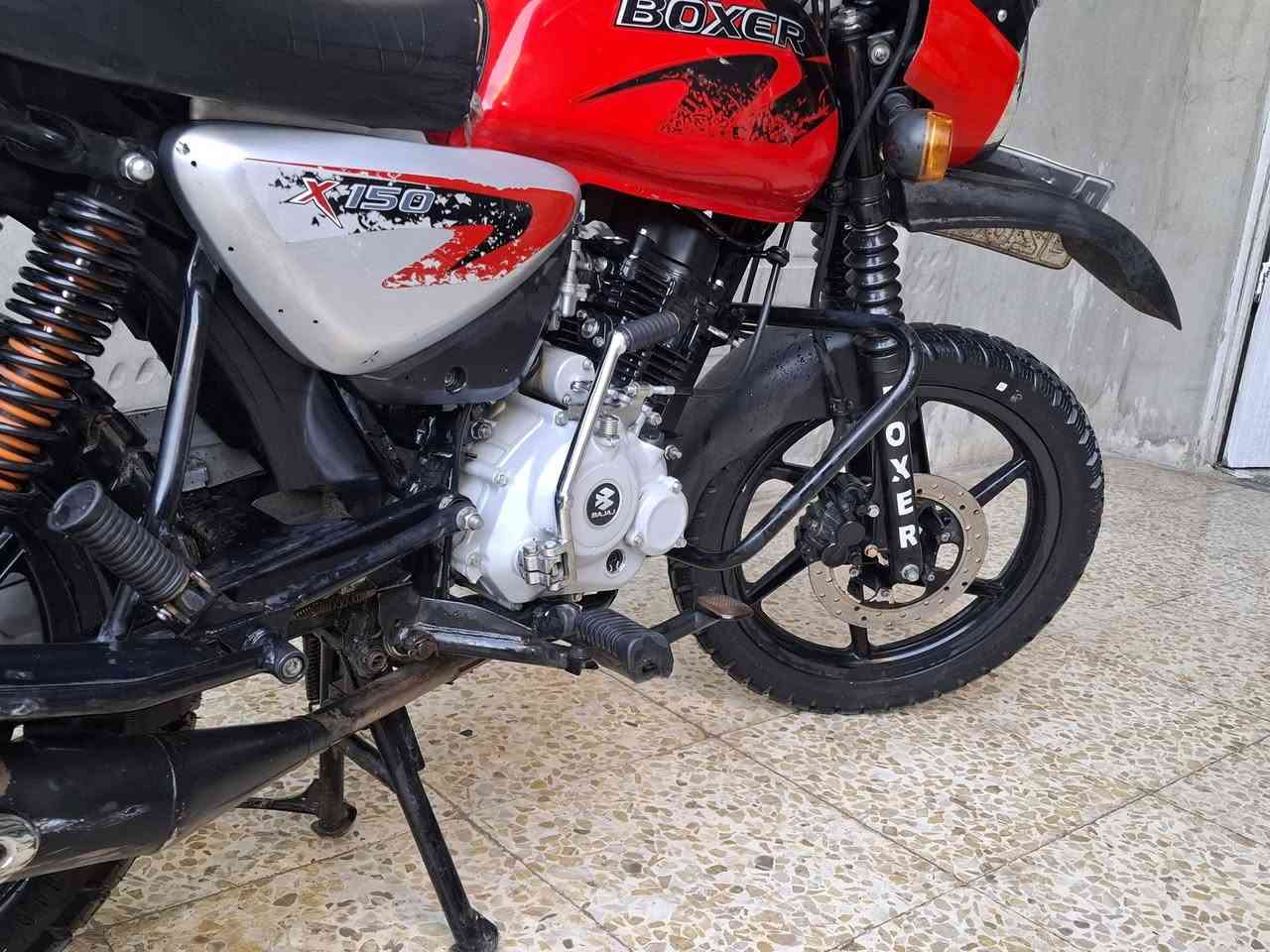 السلام ع
دراجة بوكسر 2023  ماشية بل 24 عداد المشي 10 الف الدراجة علة ايدي من الاسواق للبيت خير من الله تجيب واحد وياك يفحص تريد اروح نفحص وين ما يعجبك ادير احسن دهن ومداريهة الدراجة بسمي تحويل ثاني يوم السعر 2300 بي مجال قليل 
***********
