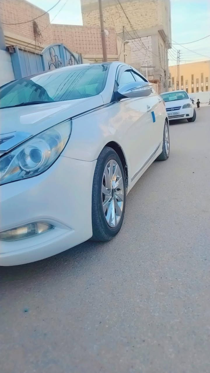 السلام عليكم سوناتا للبيع موديل 11 نجف راعيها بالحله فول السياره من عدا البصمه جير مكينه بالصندوق مصبوغ حزام قدام مبدل السعر 90 بيان مجال***********
