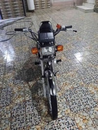 دراجة • أوراق • بابل القاسم