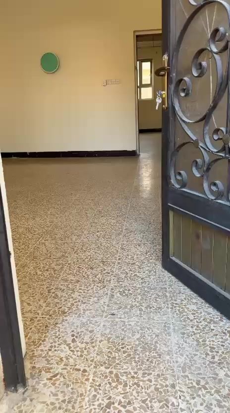 السلام عليكم 
«رمضان كريم» 
شقه طابق ثاني للايجار في  خلف جامع حي النور 
_________________________

تفاصيل اكثر: 
***********
***********
