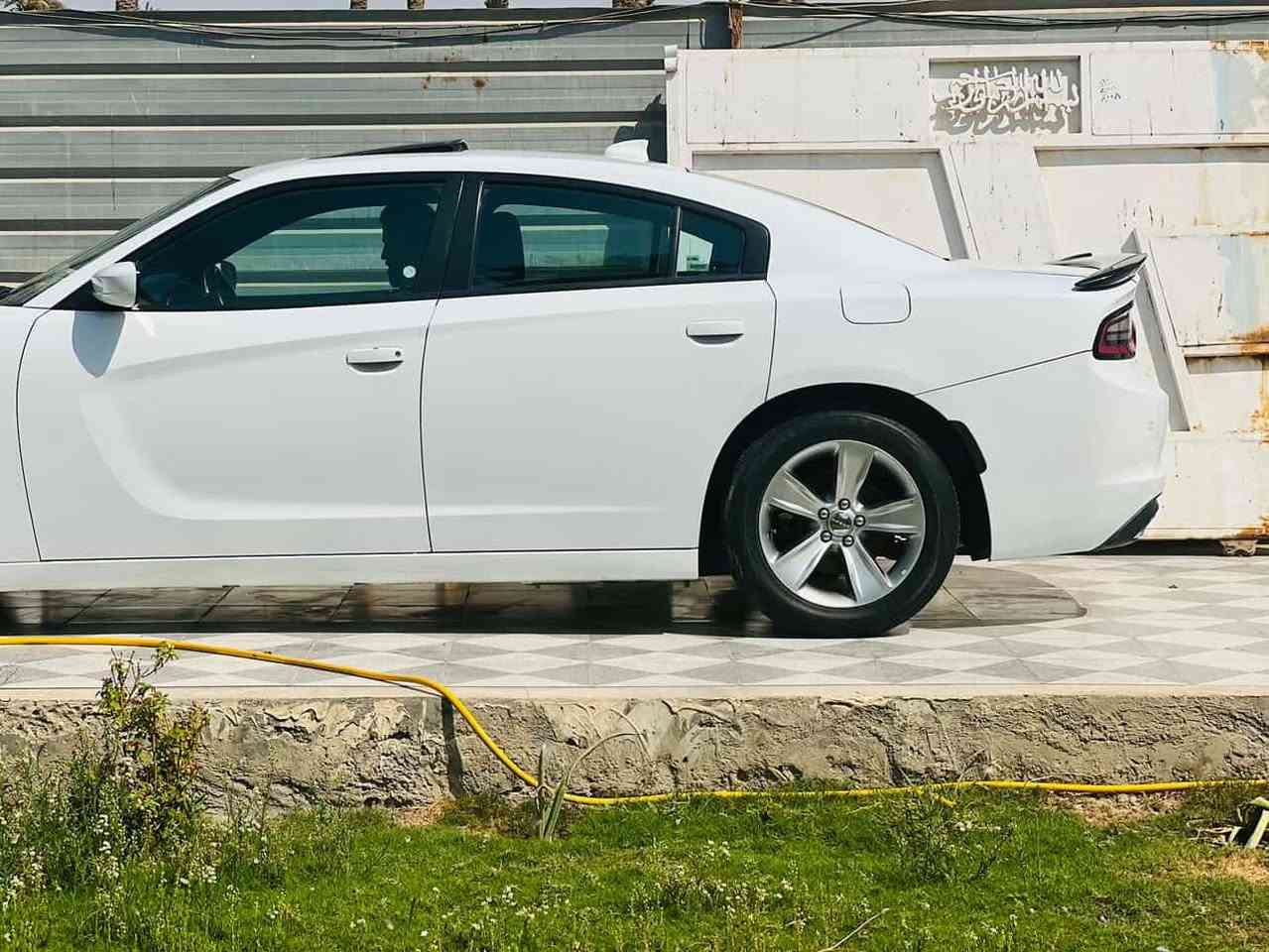 اللهم صل على محمد وال محمد
السلام عليكم 
للبيع فقط 
دوج جارجر موديل 2018 اصل 
السياره وارد كندي  
السياره فول مواصفات 
شاشه كبيره 
فتحه سقف
حساس خلفي 
رادار جانبي
كشنات خلفيه تدفئه تبريد
تشغيل عن بعد 
كاميرا بل بگ 
سياره جديده ماشيه 80mi 
حداديه كير مكينه كفاله 
 علماً:السياره بيها بارد بل جاملغ الامامي بل ربع الجوه يم الدوسه 
المكان/ الديوانيه
السعر 245 وبيها مجال للشراي 
للاتصال ***********
