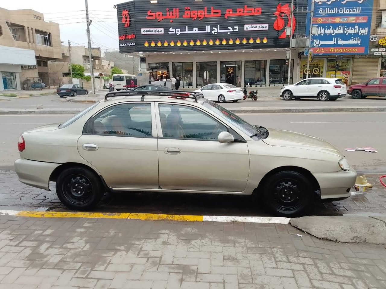 سيفيا موديل 1998 محرك مسكر كير عادي موديل ***********
40 بيه مجال رقم بغداد بسمي
