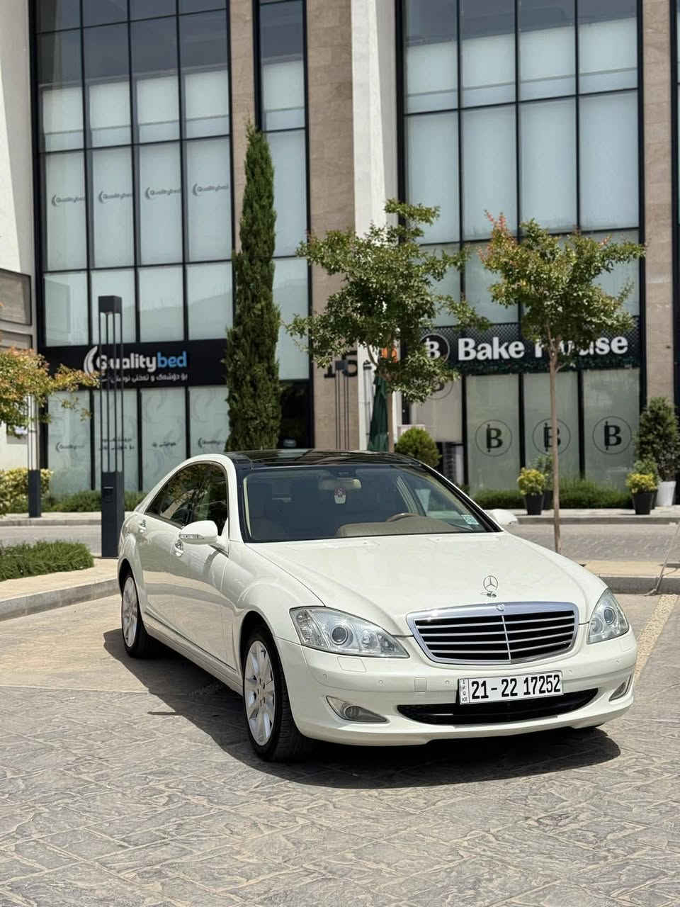 Mercedes Benz s350 2009
مواسەفات فول فول 
V6بێ تۆربۆ مەرغوب
هەموو گیانی ئیش ئەکا 
گێڕ و مەکینە و کارەبای بە شەرت
چوپەکانی مەزبوەت ئیش ئەکا 
٢ پارچە و نیوو بس پمپ   اوروپا هەیە  
پانۆراما 
5پردە
کوشن هیترو تبرید 
کوشن 56حرکە مساج 
ئۆتۆ ستۆپ 
3مۆدی لی خوڕین سپۆرت نۆرماڵ عادی 
فڵچە اتۆ 
لایت اتۆ 
یاعنی فول فول ڤی ای پی تلفون زۆرشتی تر 
کۆدۆبارکۆدی بۆکراوە
پارەی شاهینەیەکە سەیارەکە پاکەتیە زۆر کەم مەسروفە 
نرخ کۆمێنت بکە بۆت دێ ✅📩🖍️

لە سلمانیە
***********
ڤایبەرو واتسئاپ لە سەرە
