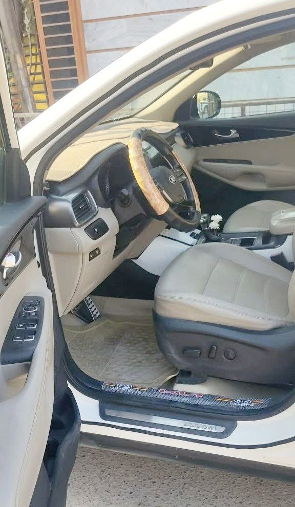 السعر كلش مناسب سورنتو موديل 2018 خليجي 6سلندر و7راكب سيارة كفالة عامة عده رصعتين ومسحوبات عل بارد يعني مكانين بارد صغار كلش بيها وابد مامبينات سيارة كير محرك كفالة وصدر وتخم تاير جديد رقم واسط تحويل ثاني يوم والسيارة مال بيت وجناي مكاني الكوت ‎***********
