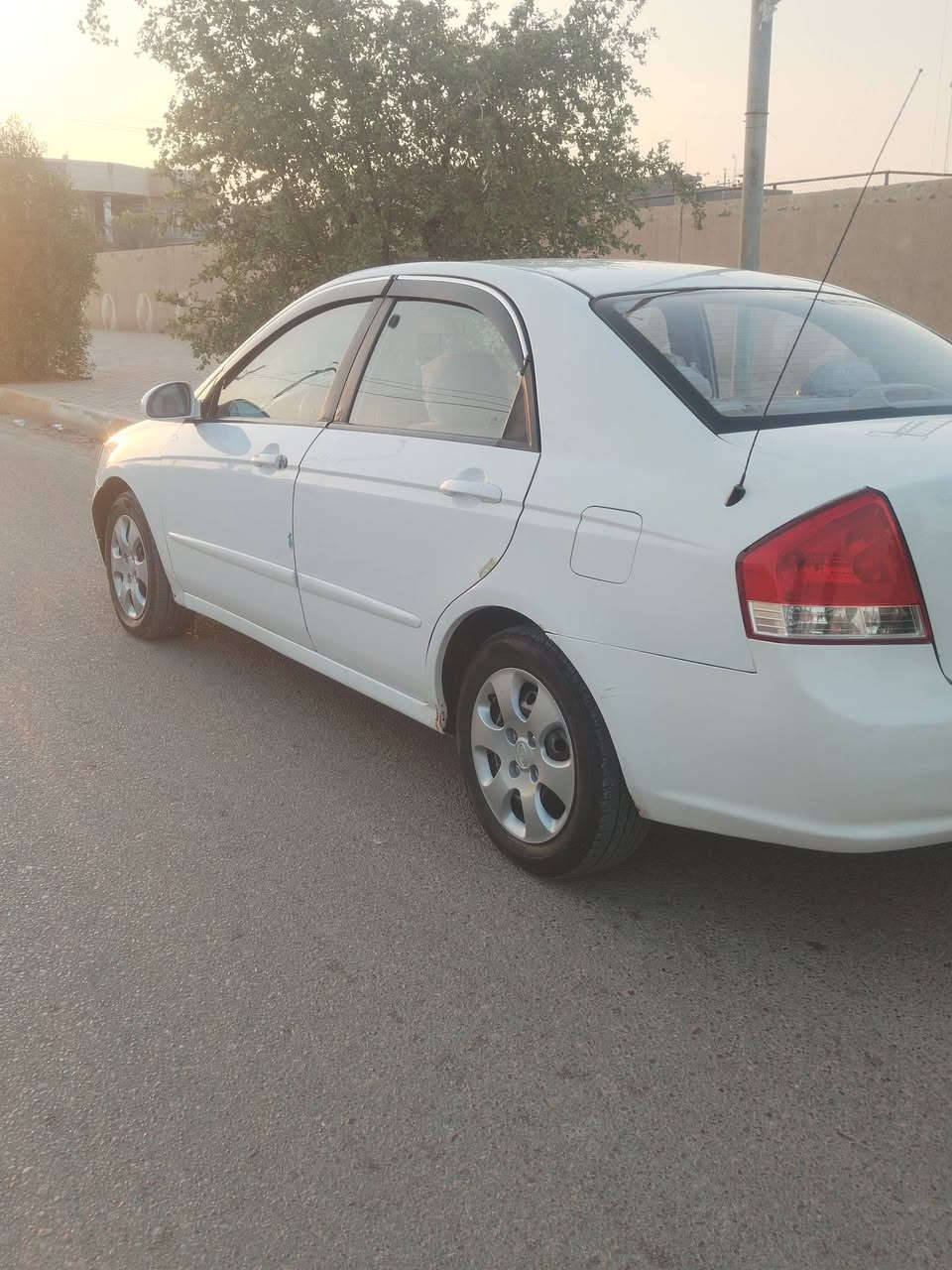سلام عليكم للبيع سبكترا موديل 8 بيها جاملغ خلفي صبغ مكيه وكير وتبريد كفاله السعر ٨٥ وبيها مجال العنوان كربلاء الحسنيه ***********
