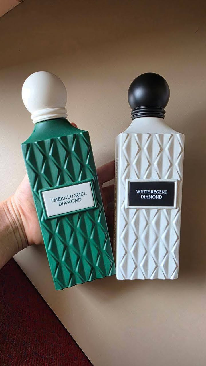 عطر ابراهيم القريشي
✨ رائحة فاخرة تمزج بين التقاليد والحداثة – تقدم نفحات شرقية غنية مع لمسات عصرية. �
🌿 ثبات وانتشار ممتازين – مناسبة للاستخدام اليومي والمناسبات الخاصة. �
💫 تنوع كبير في الروائح – تشمل المسك، التبغ، الفواكه، الأزهار، والعود. �
🏆 مزيج من الفخامة والأناقة 

السعر ع خاص

#توصيل_كافة_المحافظات


**إذا كنت صاحب هذا الإعلان وتريد حذفه لأي سبب، رجاءا أرسل رسالة إلى الدعم الفني**