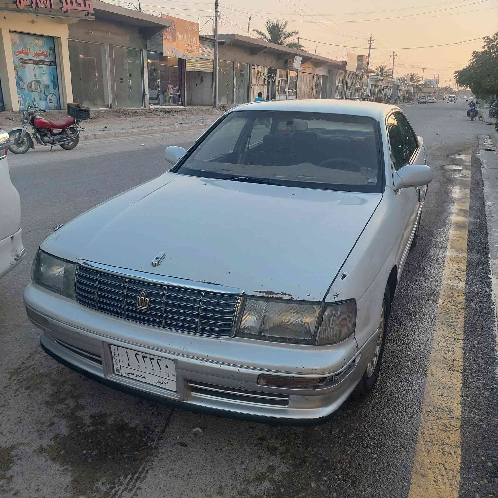سياره بطه لبيع منفصل موديل 1994 محرك اثنين ونص كير  مبدل جديد تخم تاير لتواصل *********** العنوان الكرمه شارع عشرين السعر ٥٢ وبيها مجال لطيبين
