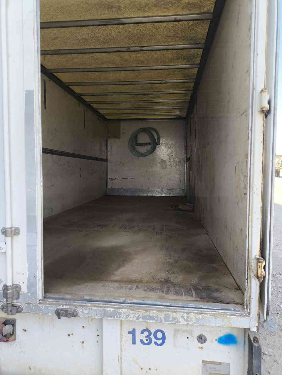 سلام عليكم
كرفان مال كنتر بلادي كامل هوه وشاصيه كلشي واضح بل صور موجود بكركوك السعر /14$ ورقه وبي مجال بسيط 
***********
