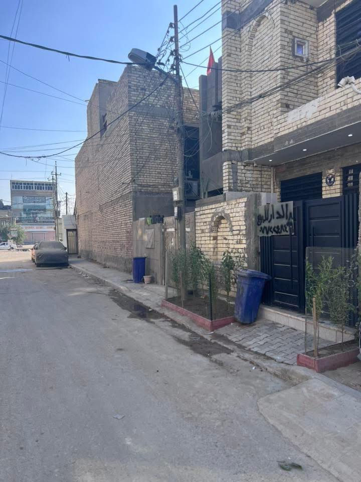 ‏السلام عليكم بيت للبيع بغداد الأمين الثانية سكينة مقاطعة ‫10/2 البيت بناء 25 طابقين شغل درجة أولى  ***********￼@
