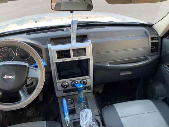 جێب لێبرتی مۆدێل ٢٠١٠سەنەوی تازەیە تا ٢٠٣٠گێرومەکینەی بئ عەیبە سەیارەیەکی زۆر بئ عەیبە مالی دۆستە بەشەرتی ئەوەلیات و حاسیبە و بێ کێشە
سعر ٥٥$قفلی 
***********
*********** شمشمل
