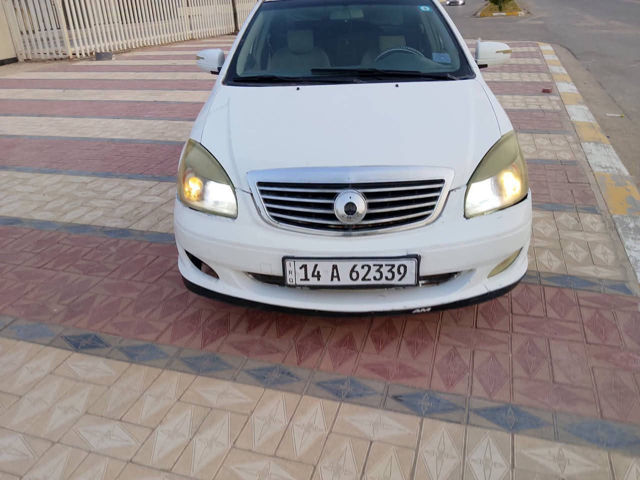 جيلي موبل  موديل  ١٢ بصره سنويه٣١ سياره جاهزه تبريد شغال تخم تاير جديد حداده جديده كير ومحرك شرط سعر ٣٨ وبيه مجال العنوان بصره سفوان رقم ***********
