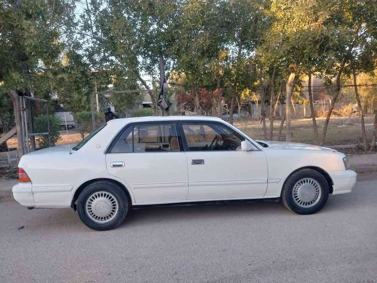 السلام عليكم راس الثور تكم يسره بلاد رقم بغداد انكليزي ب اسمي مكفوله من الكص والنقل مصبوغه عام بيه ضربه بالجنطه والتكم الخلفيه مصلحات من الداخل بدون كص السياره جاهزه من تبريد وحداديه وتخم تاير وكهربائيات كله شغاله السياره حلوه وجاهزه ترايك وين مايعجبك السعر 82 وبيه مجال  مكاني بابل الحمزه الغربي  ***********
***********
